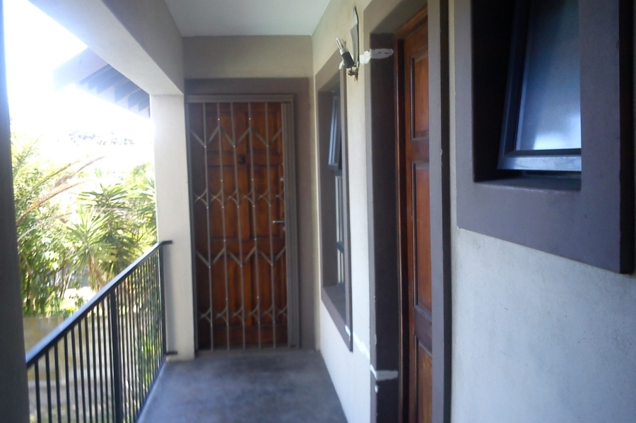 1 Bedroom Property for Sale in Sunridge Western Cape